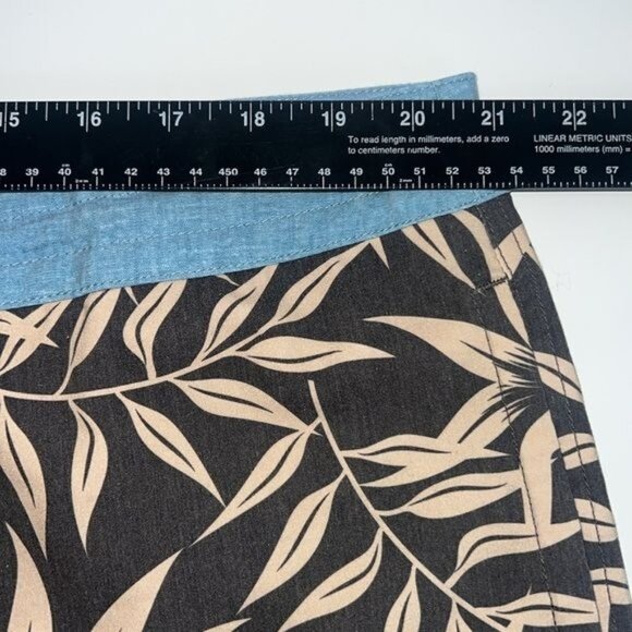 Goodfellow & Co Mens Board Shorts Leaf Print Size 42 Black Tan New - Picture 10 of 11